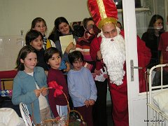 2004-12-05_Szegedi_gyermekklinika_Mikulas